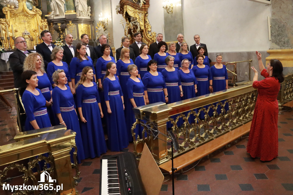 Fotorelacja z Jasnej Góry II: Festiwal Pieśni Maryjnej Częstochowa - Koziegłowy