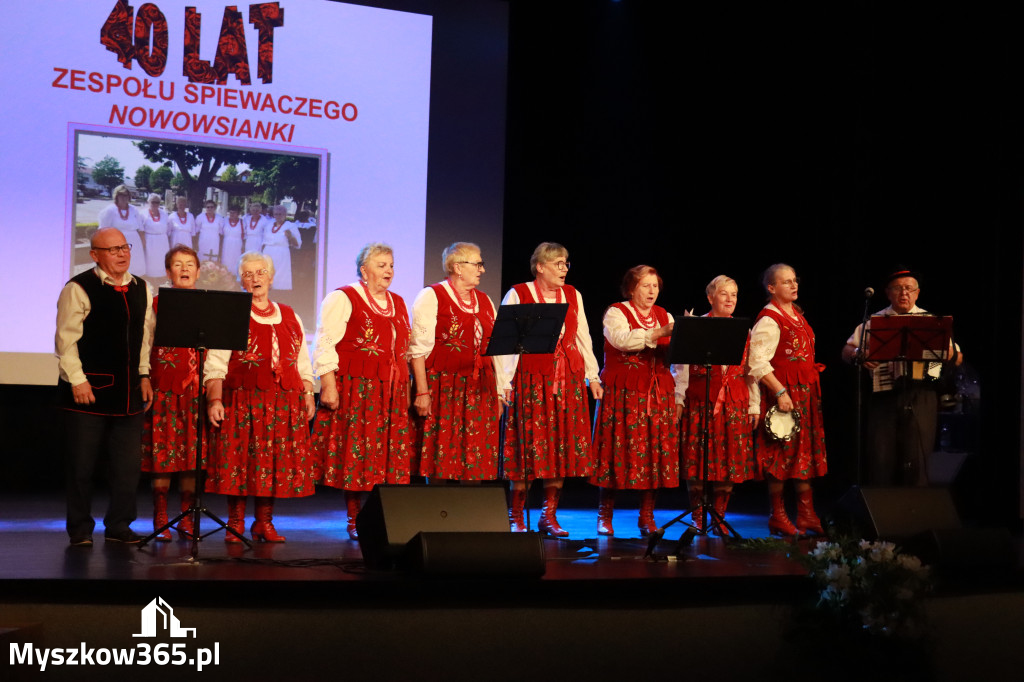 Fotorelacje: Jubileusz 40-lecia Zespołu Śpiewaczego Nowowsianki