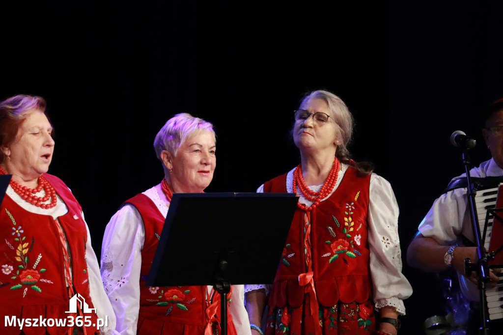 Fotorelacje: Jubileusz 40-lecia Zespołu Śpiewaczego Nowowsianki