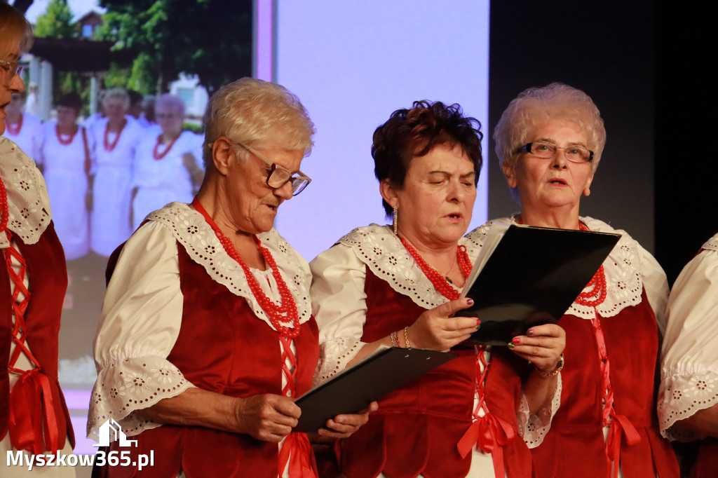 Fotorelacje: Jubileusz 40-lecia Zespołu Śpiewaczego Nowowsianki