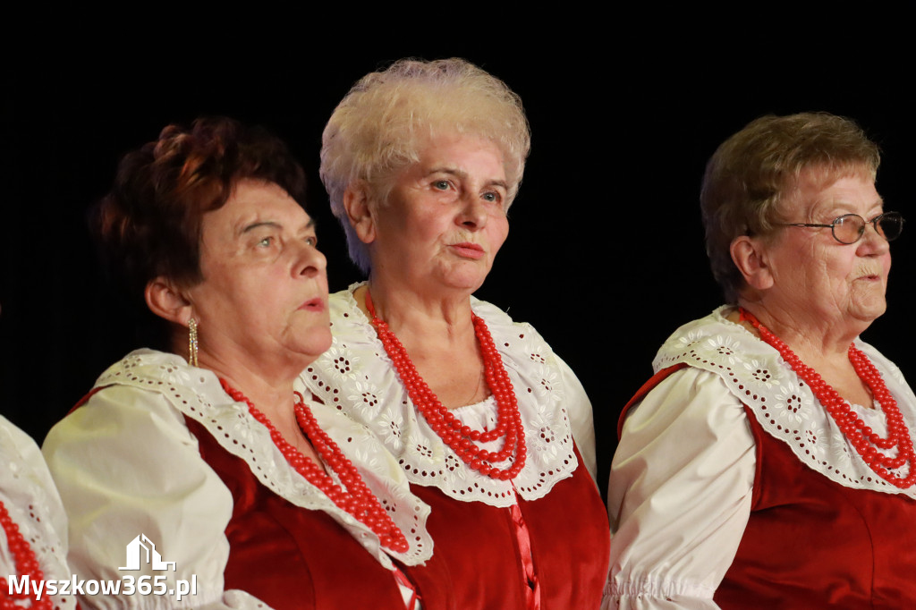 Fotorelacje: Jubileusz 40-lecia Zespołu Śpiewaczego Nowowsianki