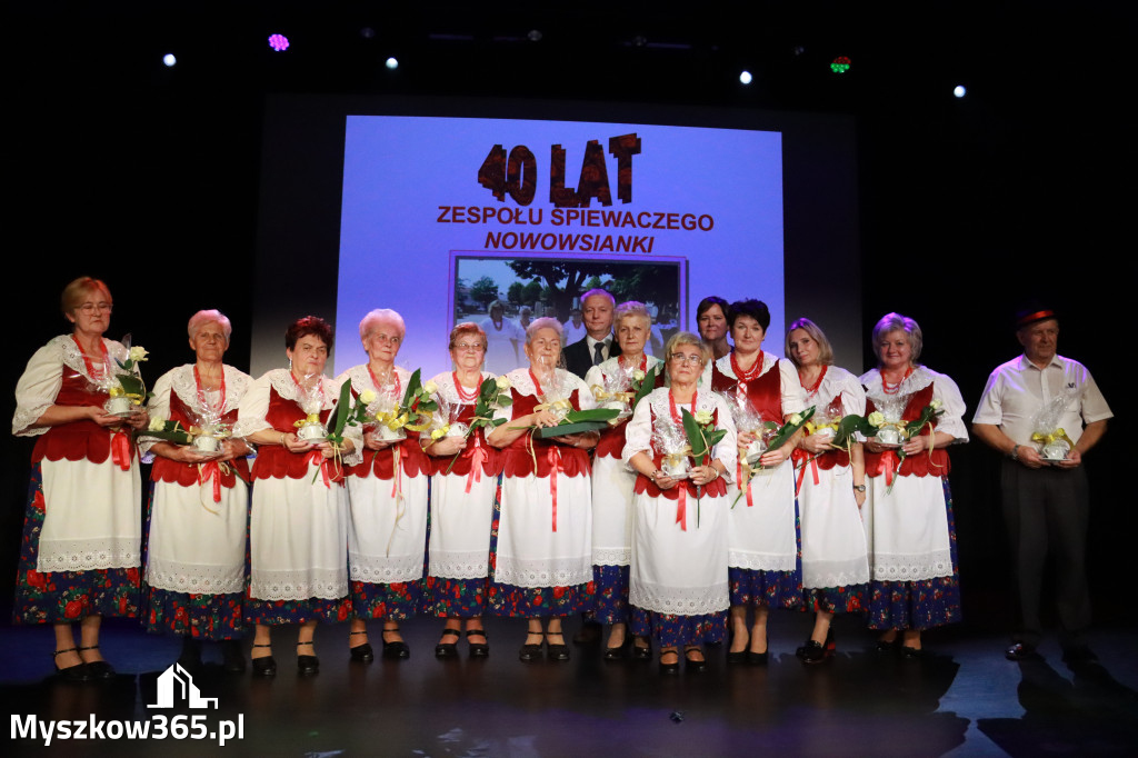 Fotorelacje: Jubileusz 40-lecia Zespołu Śpiewaczego Nowowsianki