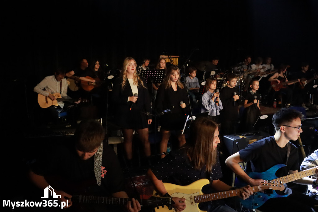 Fotorelacja I: Jubileusz 15-lecia: Mała Akademia Gitary w Myszkowie.