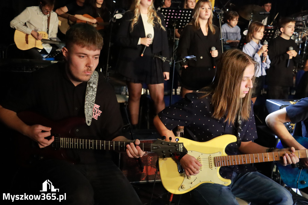 Fotorelacja I: Jubileusz 15-lecia: Mała Akademia Gitary w Myszkowie.