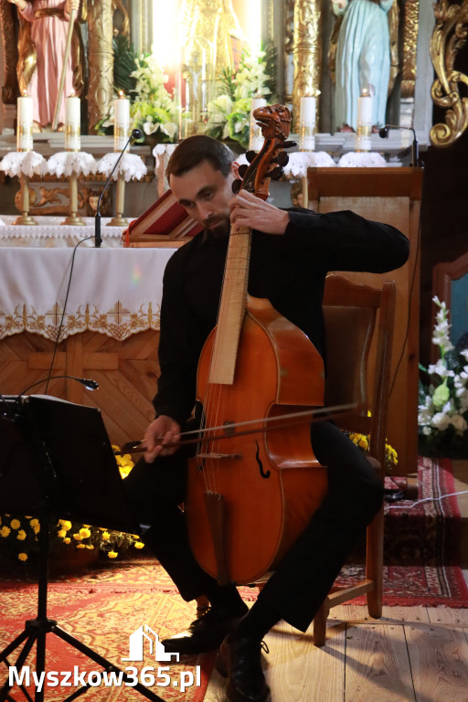 Koziegłowy: Koncert Zaduszkowy DLA NICH w Kościółku św. Wawrzyńca w Cynkowie.