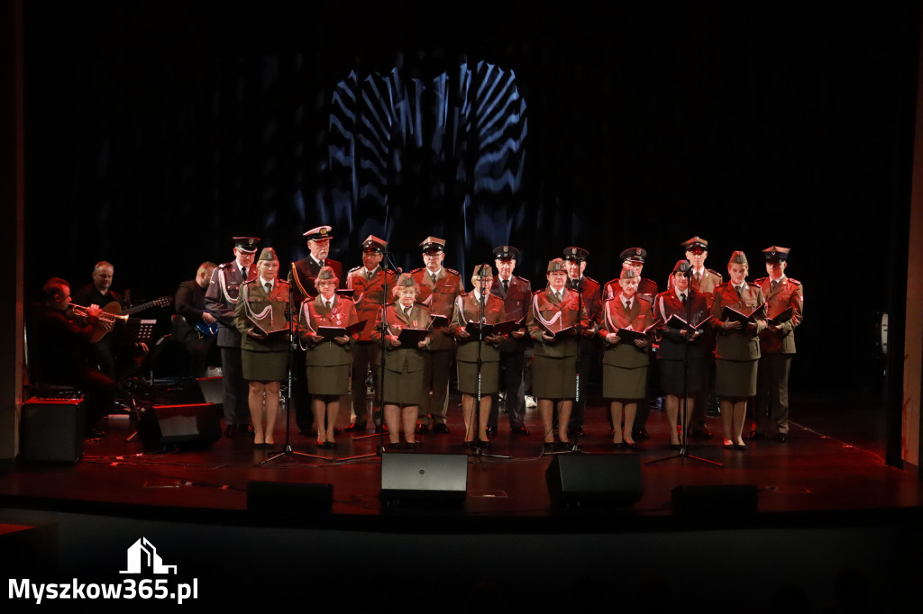 Fotorelacja: Koncert Galowy Festiwalu Pieśni Patriotycznej w Myszkowie