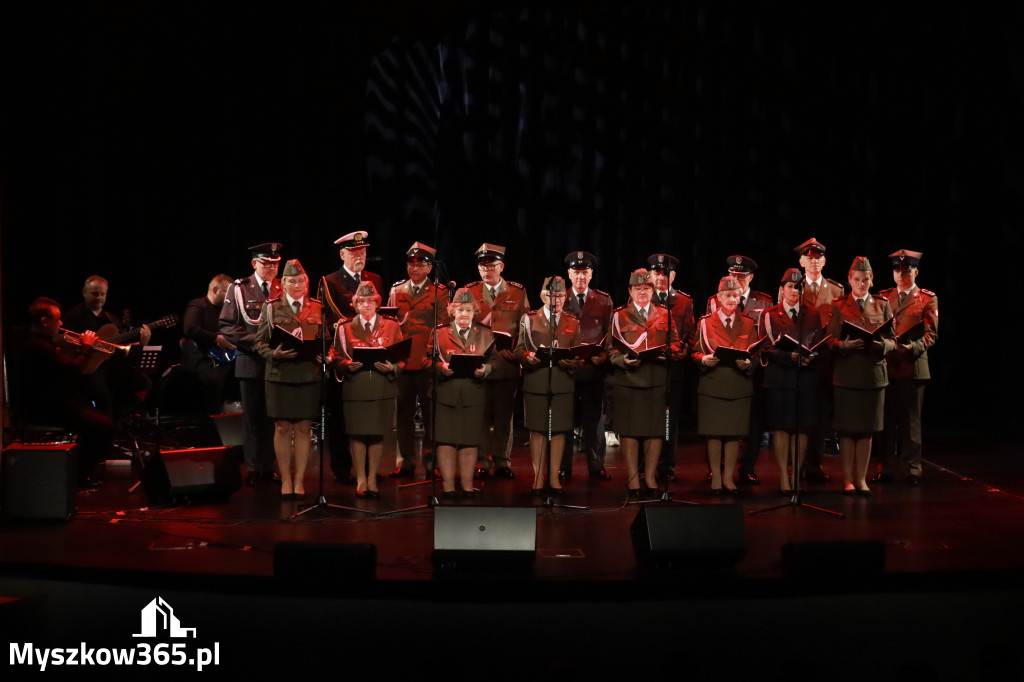 Fotorelacja: Koncert Galowy Festiwalu Pieśni Patriotycznej w Myszkowie