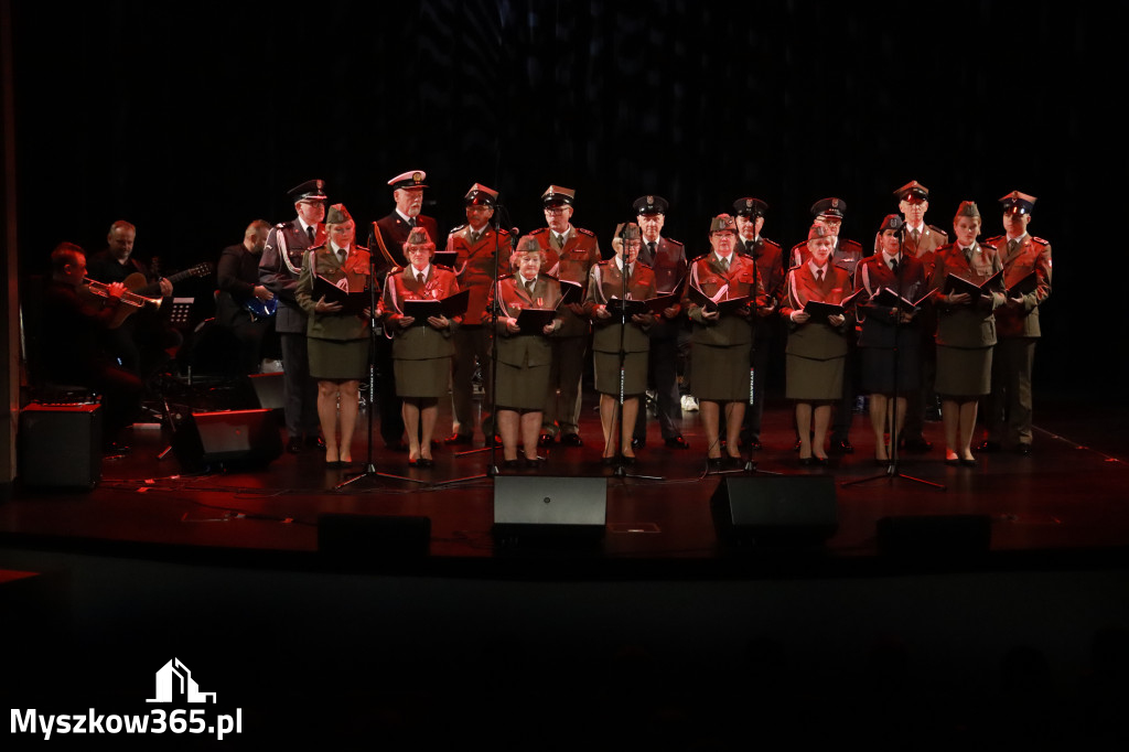 Fotorelacja: Koncert Galowy Festiwalu Pieśni Patriotycznej w Myszkowie