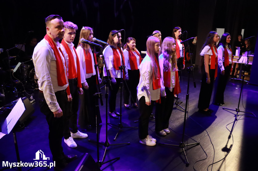 Fotorelacja: Koncert Galowy Festiwalu Pieśni Patriotycznej w Myszkowie