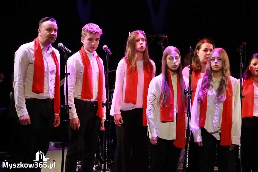 Fotorelacja: Koncert Galowy Festiwalu Pieśni Patriotycznej w Myszkowie