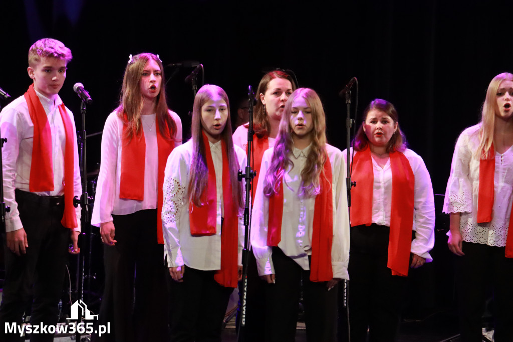 Fotorelacja: Koncert Galowy Festiwalu Pieśni Patriotycznej w Myszkowie