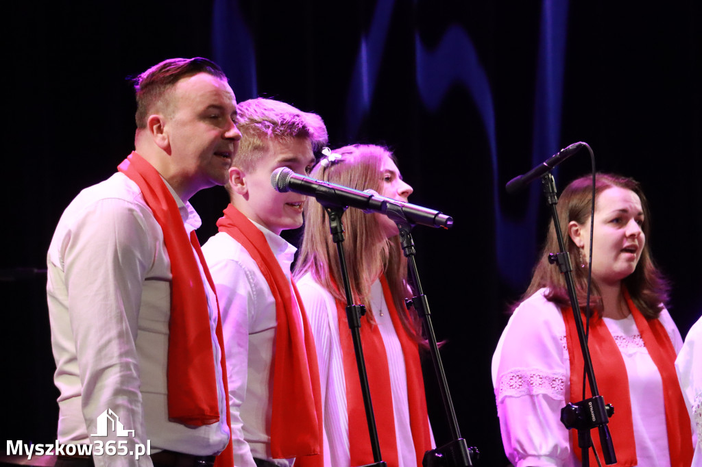 Fotorelacja: Koncert Galowy Festiwalu Pieśni Patriotycznej w Myszkowie