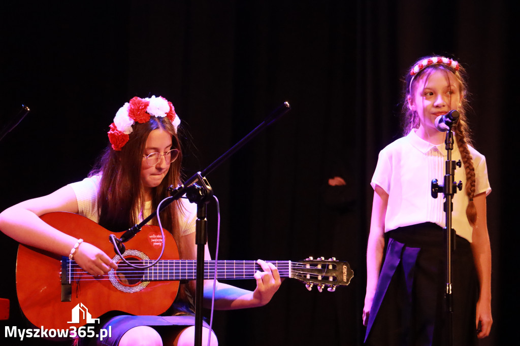 Fotorelacja: Koncert Galowy Festiwalu Pieśni Patriotycznej w Myszkowie