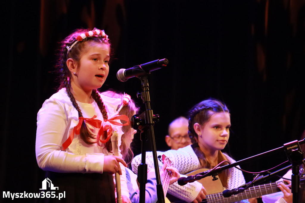 Fotorelacja: Koncert Galowy Festiwalu Pieśni Patriotycznej w Myszkowie