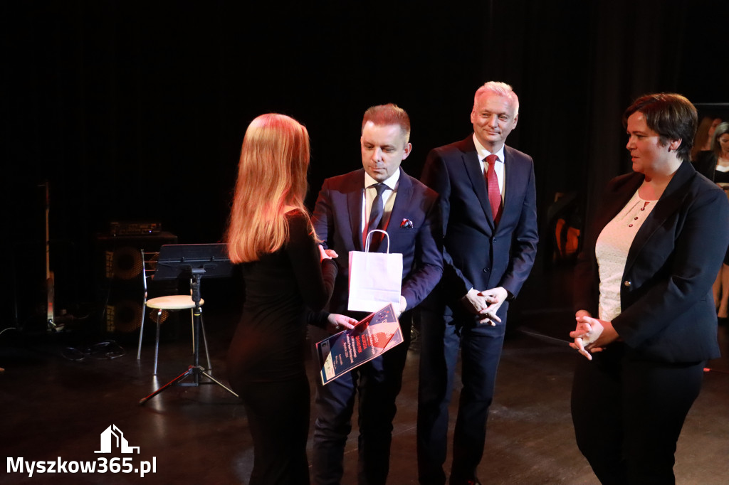 Fotorelacja: Koncert Galowy Festiwalu Pieśni Patriotycznej w Myszkowie