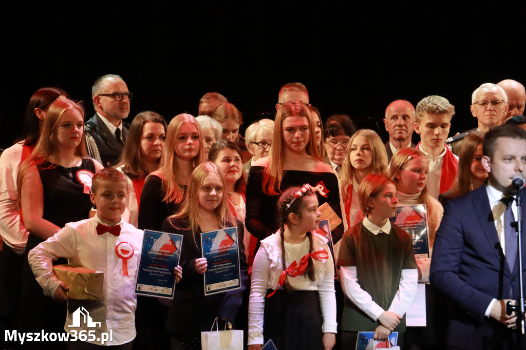 Fotorelacja: Koncert Galowy Festiwalu Pieśni Patriotycznej w Myszkowie