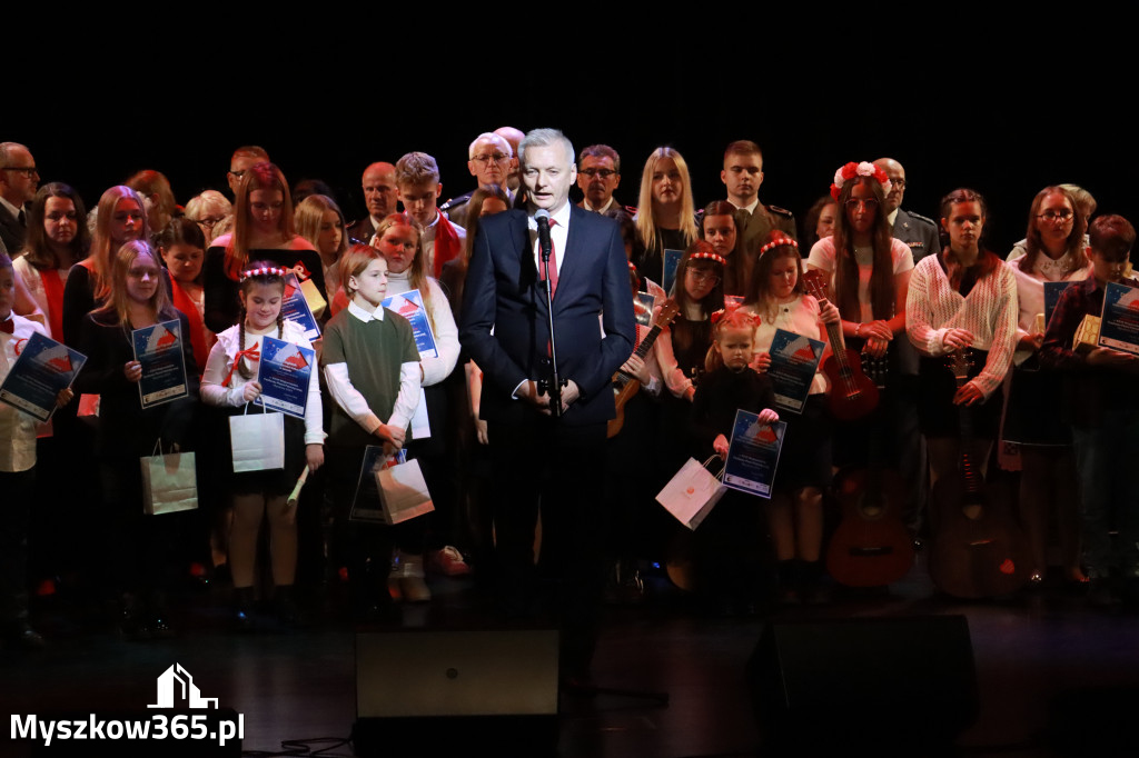 Fotorelacja: Koncert Galowy Festiwalu Pieśni Patriotycznej w Myszkowie