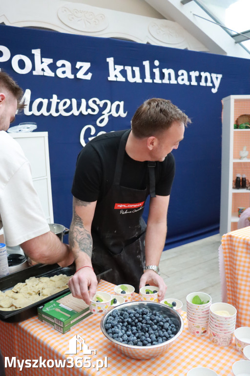 Fotorelacja: Pokaz Kulinarny z Mateuszem Gesslerem w Koziegłowach