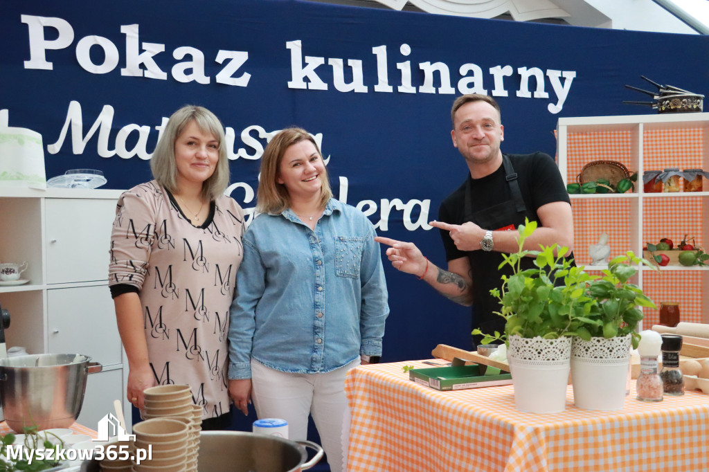 Fotorelacja: Pokaz Kulinarny z Mateuszem Gesslerem w Koziegłowach