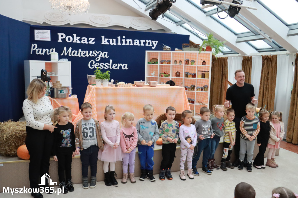 Fotorelacja: Pokaz Kulinarny z Mateuszem Gesslerem w Koziegłowach