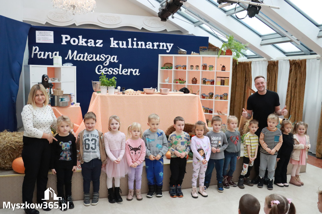 Fotorelacja: Pokaz Kulinarny z Mateuszem Gesslerem w Koziegłowach