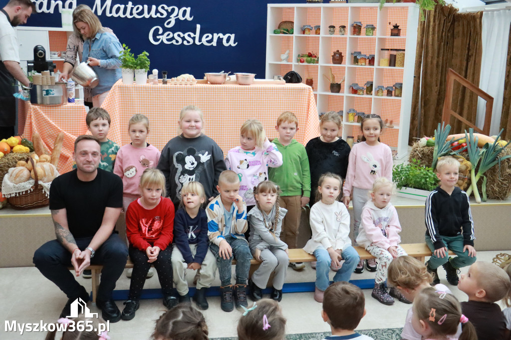 Fotorelacja: Pokaz Kulinarny z Mateuszem Gesslerem w Koziegłowach