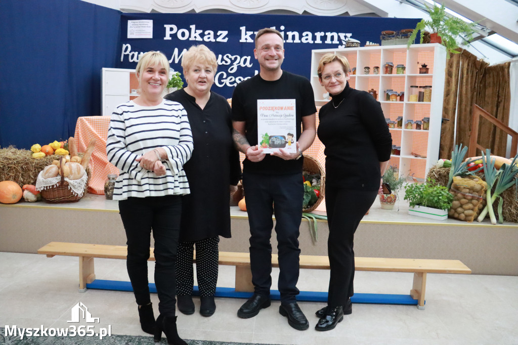 Fotorelacja: Pokaz Kulinarny z Mateuszem Gesslerem w Koziegłowach