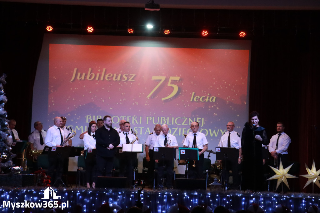 Fotorelacja: Jubileusz 75-lecia BILIOTEKI PUBLICZNEJ w Koziegłowach