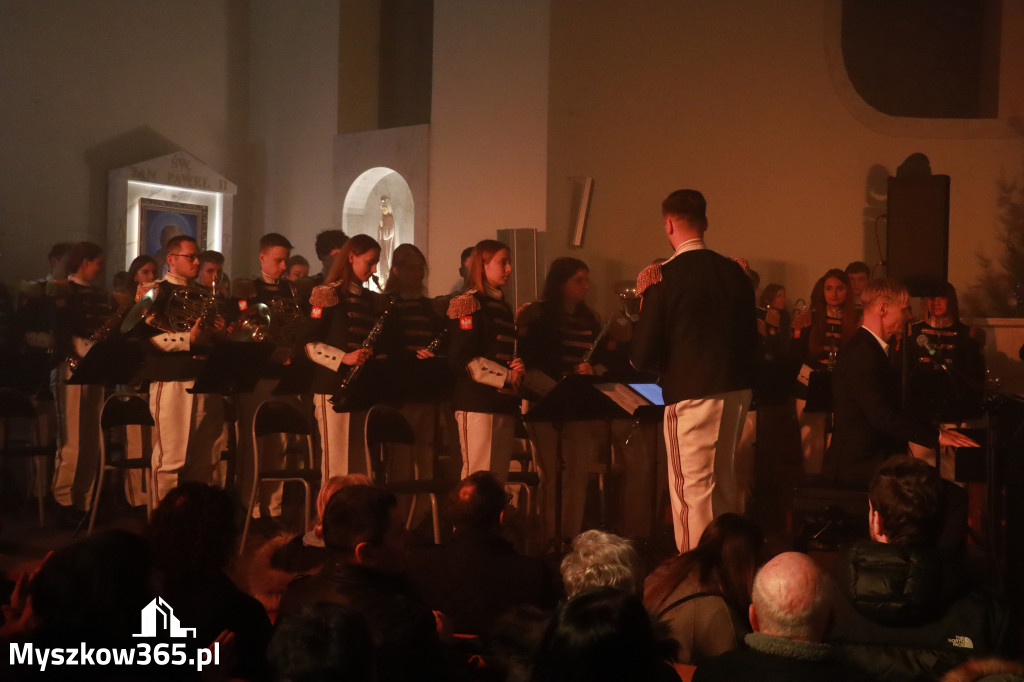 Fotorelacja: Koncert w Pińczycach - Kolędy Pospieszalskich