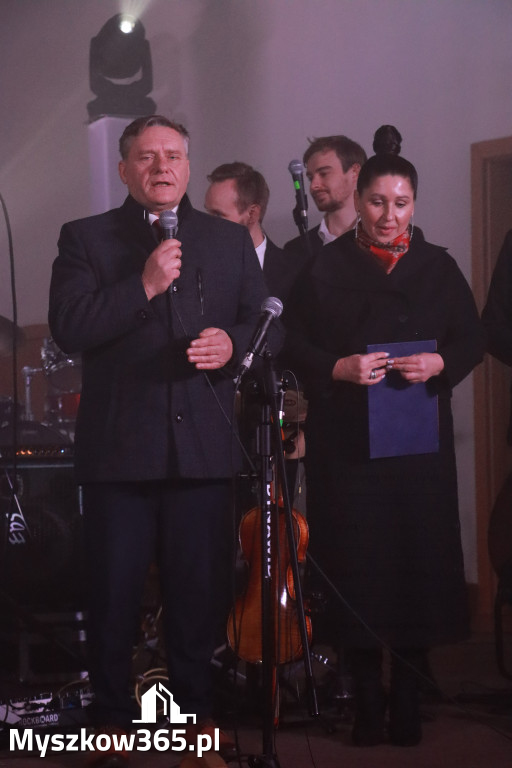 Fotorelacja: Koncert w Pińczycach - Kolędy Pospieszalskich