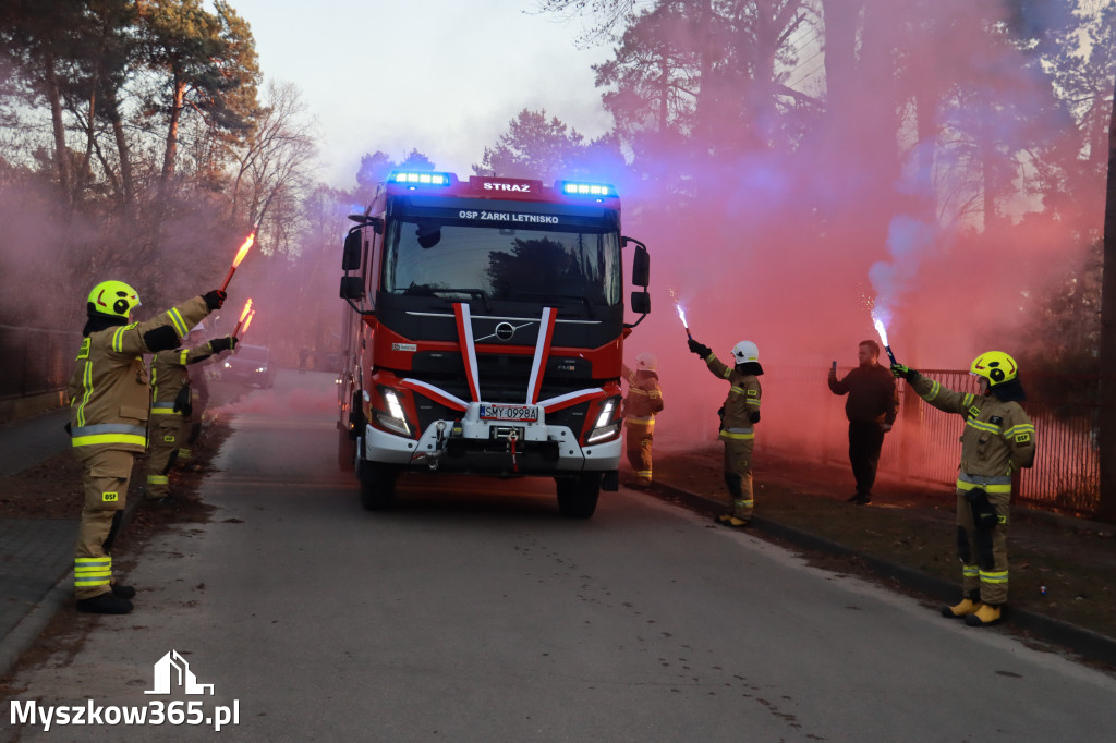 Fotorelacja: Przekazanie wozu strażackiego dla OSP Żarki Letnisko