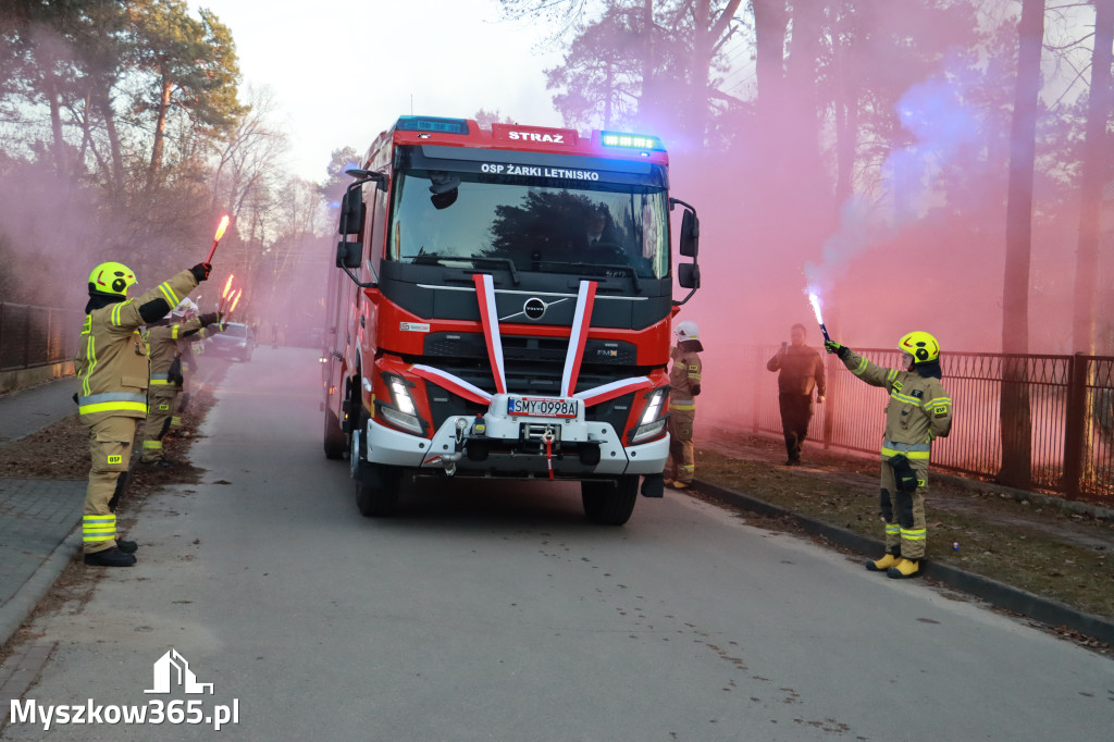 Fotorelacja: Przekazanie wozu strażackiego dla OSP Żarki Letnisko