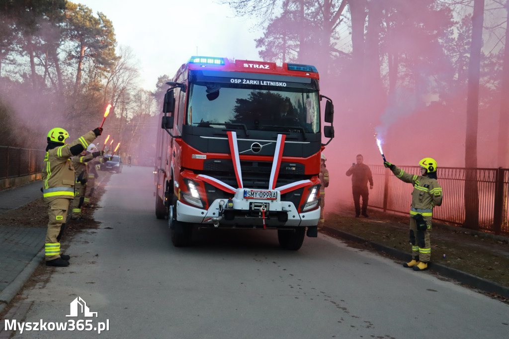 Fotorelacja: Przekazanie wozu strażackiego dla OSP Żarki Letnisko