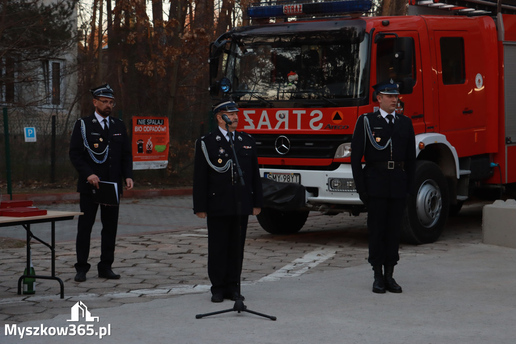 Fotorelacja: Przekazanie wozu strażackiego dla OSP Żarki Letnisko