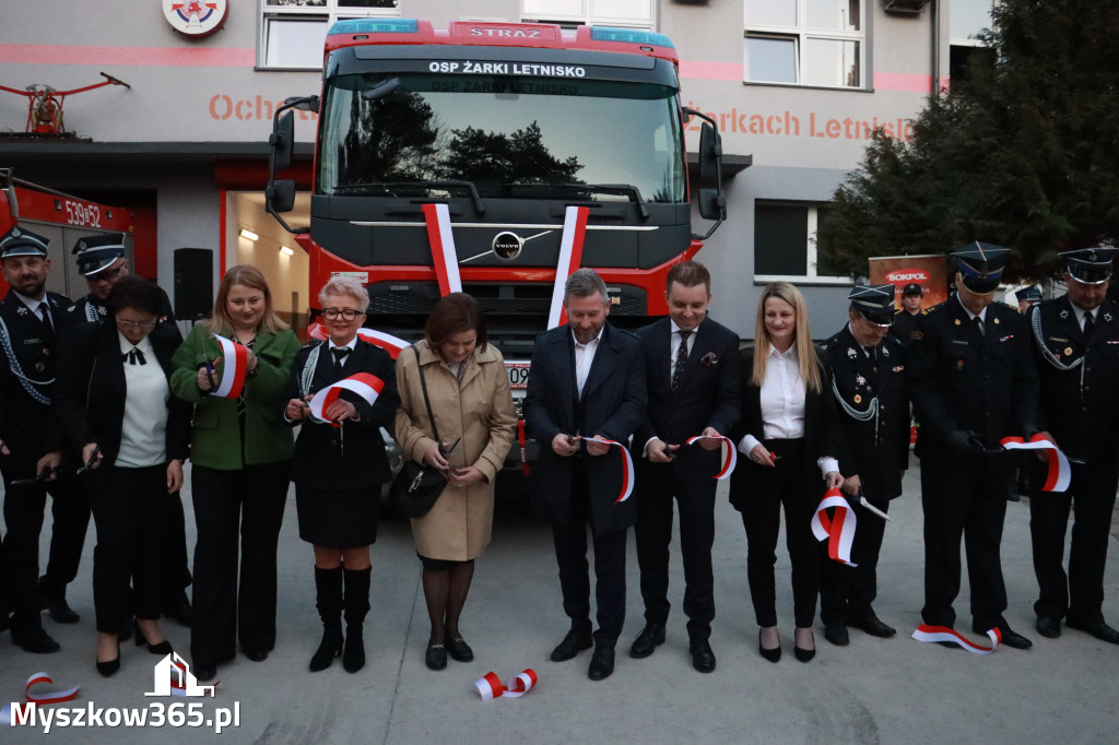 Fotorelacja: Przekazanie wozu strażackiego dla OSP Żarki Letnisko