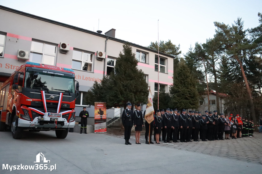 Fotorelacja: Przekazanie wozu strażackiego dla OSP Żarki Letnisko