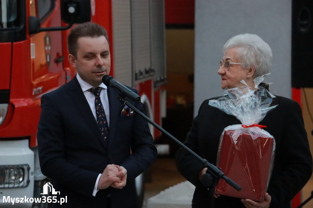 Fotorelacja: Przekazanie wozu strażackiego dla OSP Żarki Letnisko