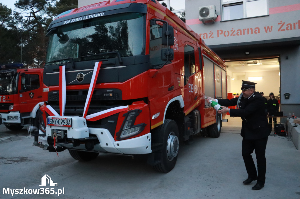 Fotorelacja: Przekazanie wozu strażackiego dla OSP Żarki Letnisko