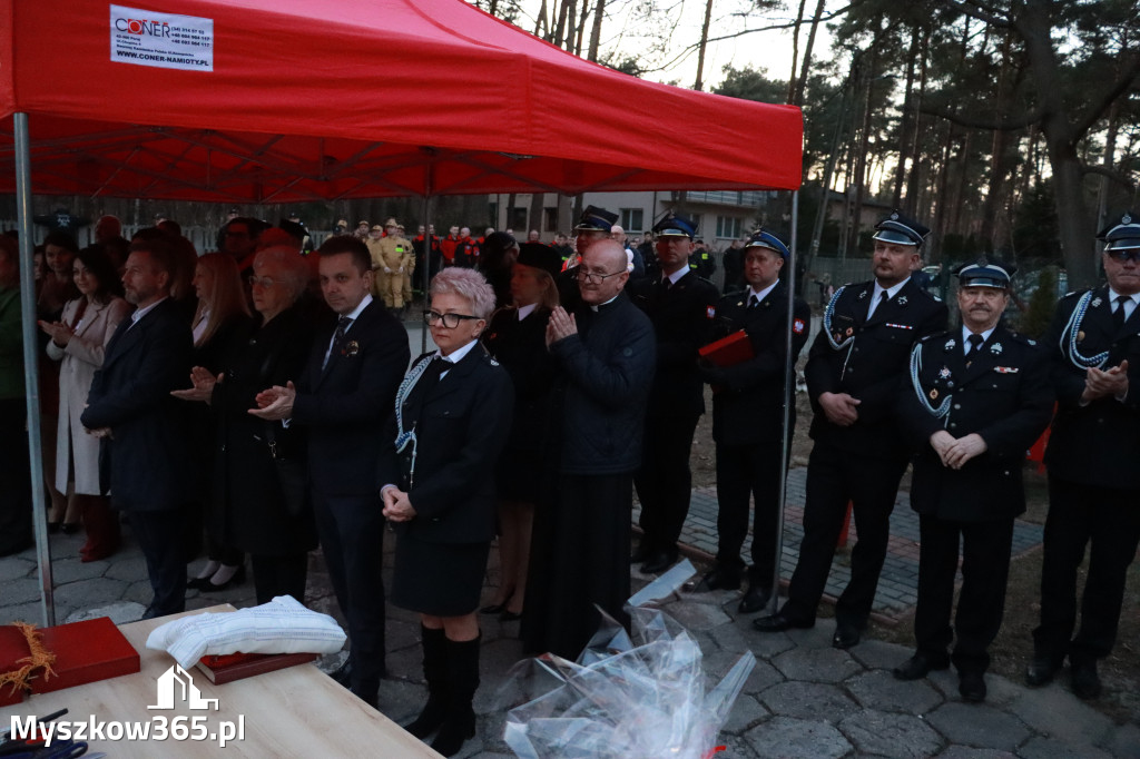 Fotorelacja: Przekazanie wozu strażackiego dla OSP Żarki Letnisko