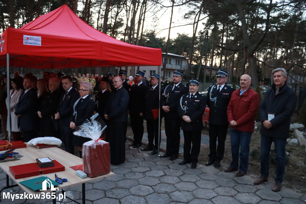 Fotorelacja: Przekazanie wozu strażackiego dla OSP Żarki Letnisko