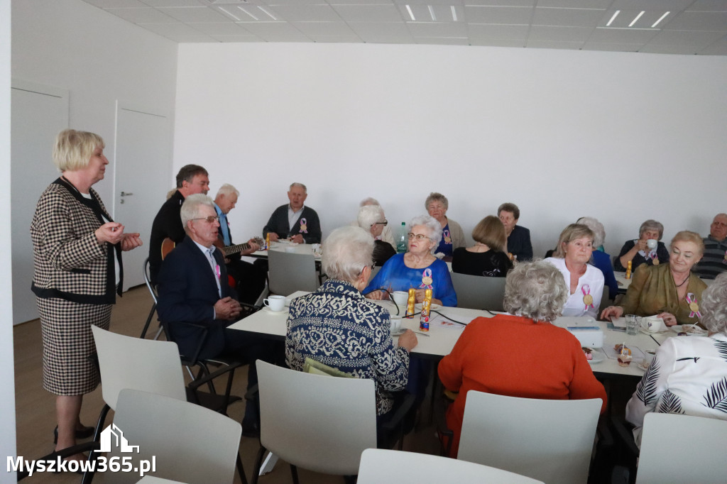 Fotorelacja: Pasowanie na Seniora w Koziegłowach - Klub Seniora Koziołek