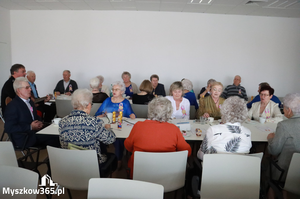 Fotorelacja: Pasowanie na Seniora w Koziegłowach - Klub Seniora Koziołek