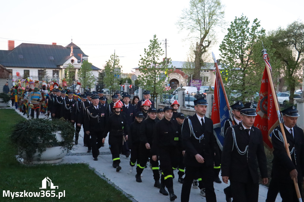 Fotorelacja I: Rezurekcja w Sanktuarium w Koziegłówkach z udziałem TURKÓW