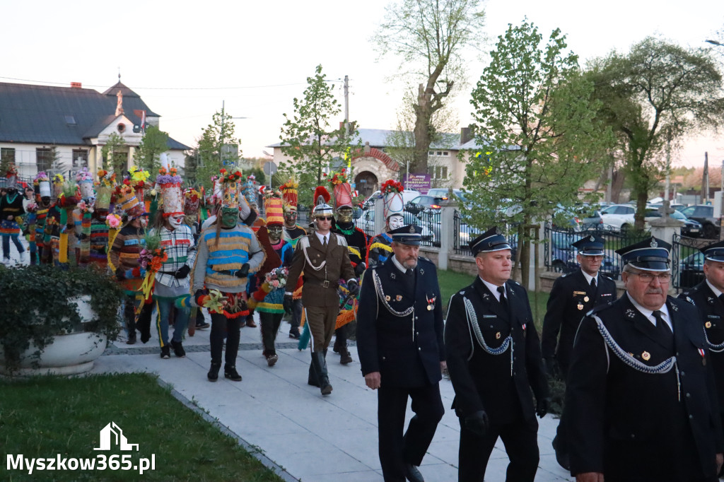 Fotorelacja I: Rezurekcja w Sanktuarium w Koziegłówkach z udziałem TURKÓW