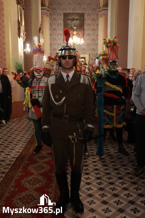 Fotorelacja I: Rezurekcja w Sanktuarium w Koziegłówkach z udziałem TURKÓW