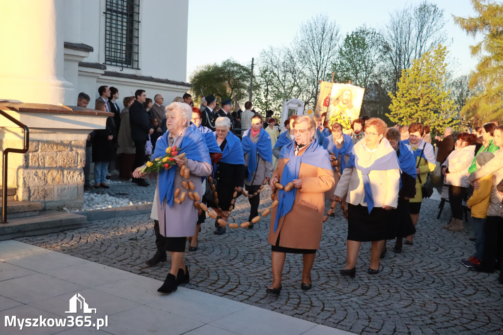 Fotorelacja I: Rezurekcja w Sanktuarium w Koziegłówkach z udziałem TURKÓW