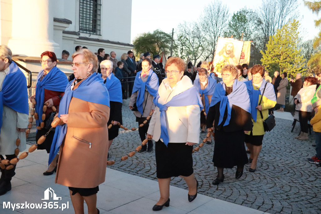 Fotorelacja I: Rezurekcja w Sanktuarium w Koziegłówkach z udziałem TURKÓW