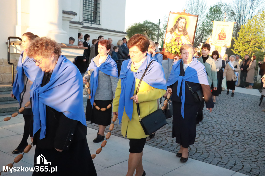 Fotorelacja I: Rezurekcja w Sanktuarium w Koziegłówkach z udziałem TURKÓW