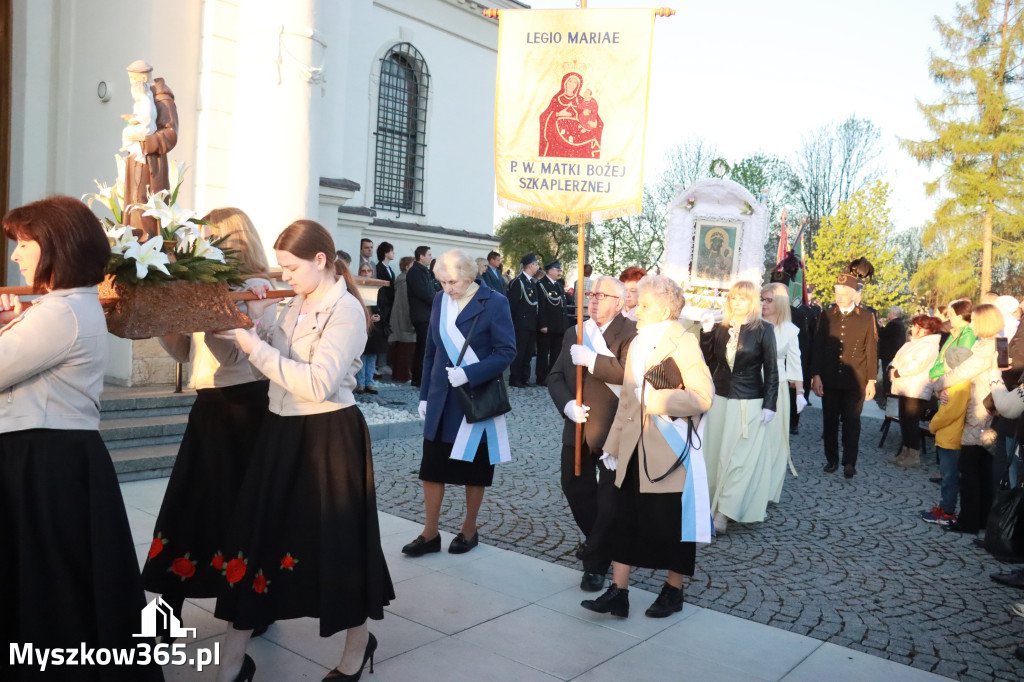 Fotorelacja I: Rezurekcja w Sanktuarium w Koziegłówkach z udziałem TURKÓW