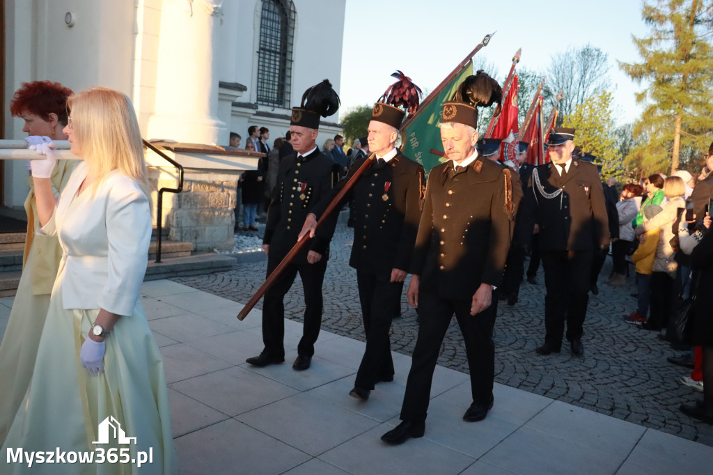 Fotorelacja I: Rezurekcja w Sanktuarium w Koziegłówkach z udziałem TURKÓW